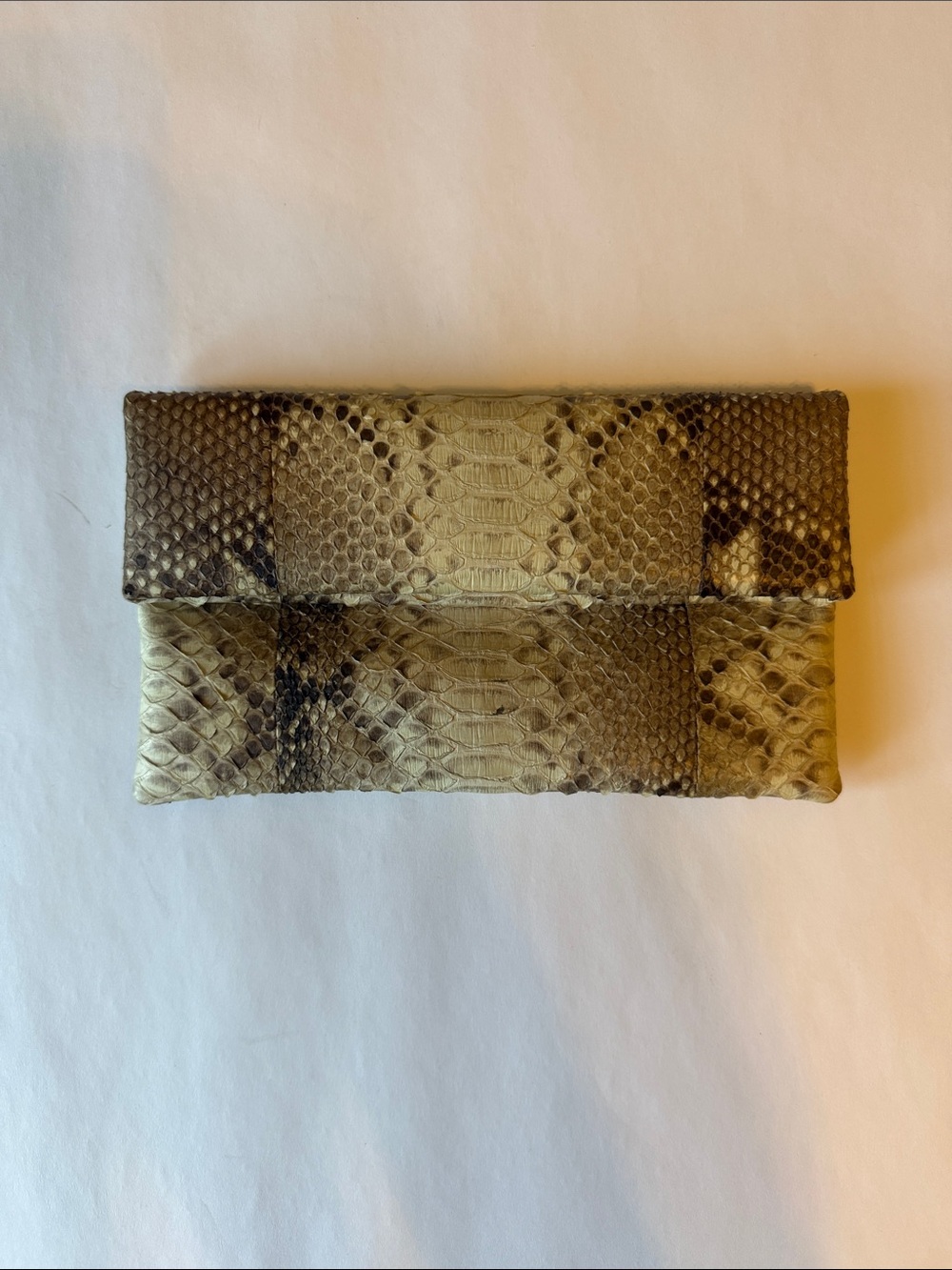 From Bali - Authentic Snake Skin Clitch with Magnetic Closure